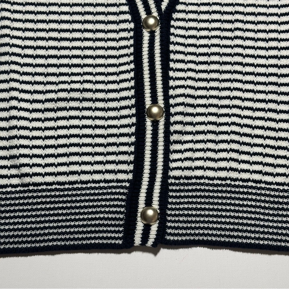 Tahari Knit V-Neck Cardigan; Black/White Stripes; Silver Accents - Women Medium - Picture 6 of 15